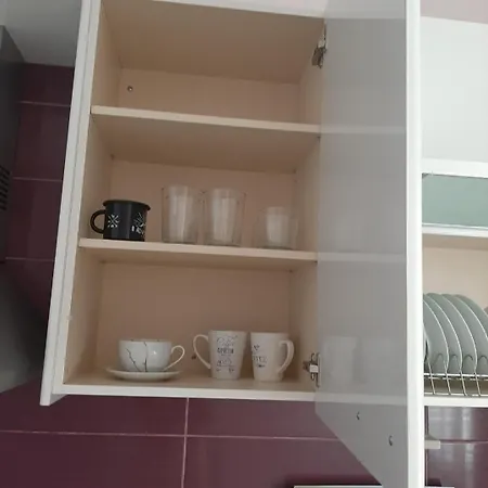 Onar Apartment *